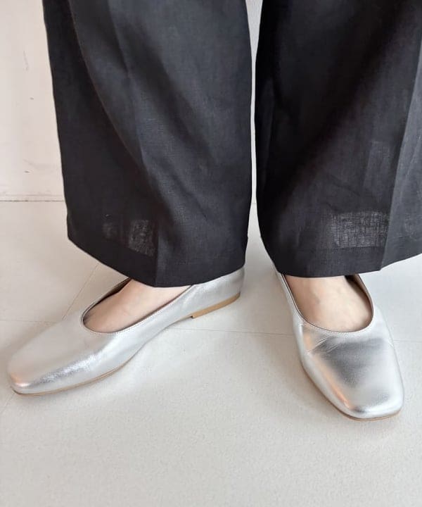 makita mikaさんの「BEAMS WOMEN｜Devotion TWINS / エンブロイダリートリム ブラウス」を使ったコーディネート