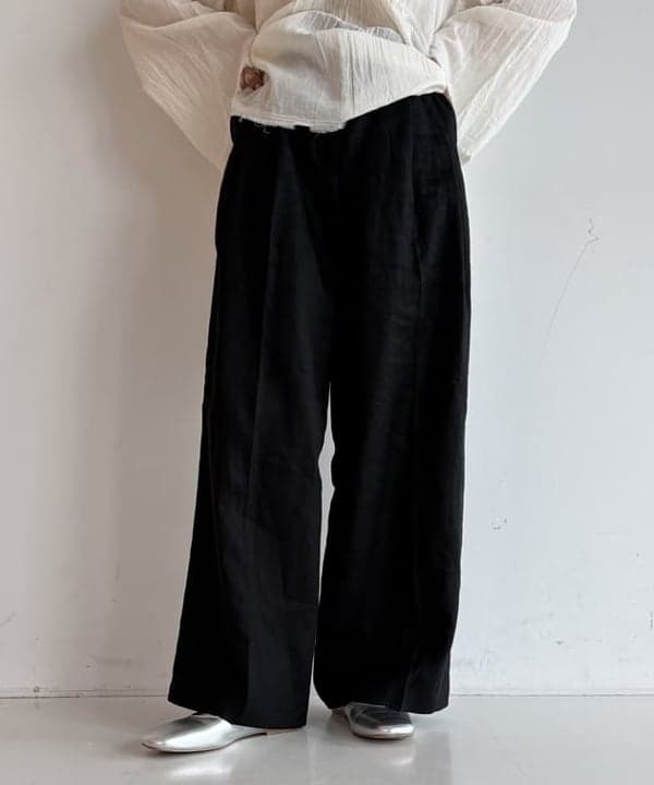 makita mikaさんの「BEAMS WOMEN｜Devotion TWINS / エンブロイダリートリム ブラウス」を使ったコーディネート