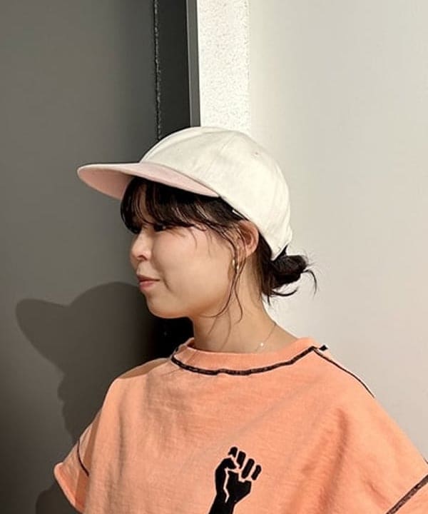 早川 萌子さんの「BEAMS WOMEN｜【別注】Champion / リバースウィーブ(R) ミリタリー パンツ」を使ったコーディネート