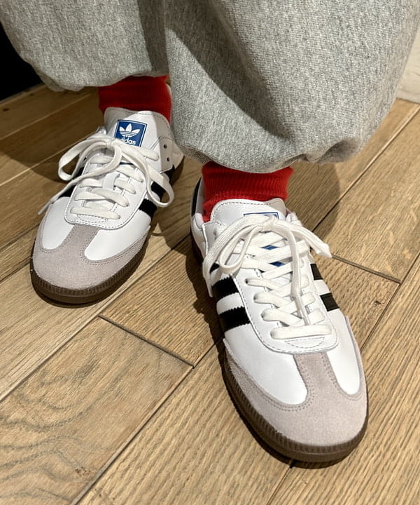 早川 萌子さんの「BEAMS WOMEN｜【別注】Champion / リバースウィーブ(R) ミリタリー パンツ」を使ったコーディネート