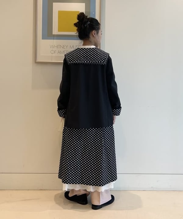 清水 彩乃さんの「BEAMS WOMEN｜ポリエステル シャンタン パンツ」を使ったコーディネート