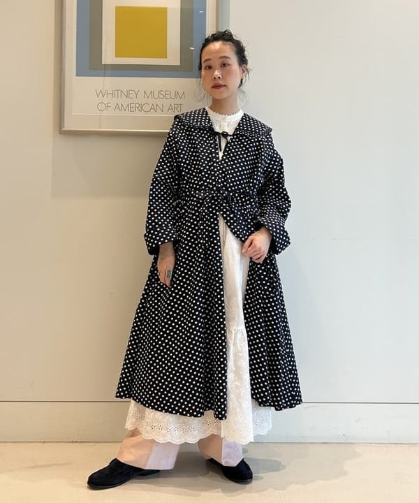 清水 彩乃さんの「BEAMS WOMEN｜ポリエステル シャンタン パンツ」を使ったコーディネート