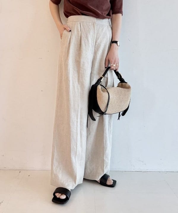 SANOさんの「BEAMS WOMEN｜バックオープン パイル プルオーバー」を使ったコーディネート