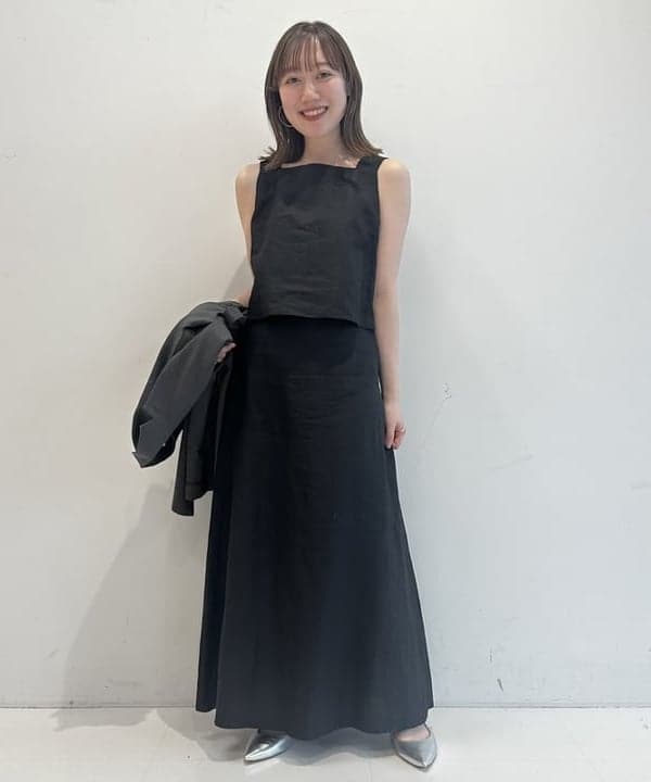 大浦 栞さんの「BEAMS WOMEN｜リネン シンプルロングスカート .M」を使ったコーディネート
