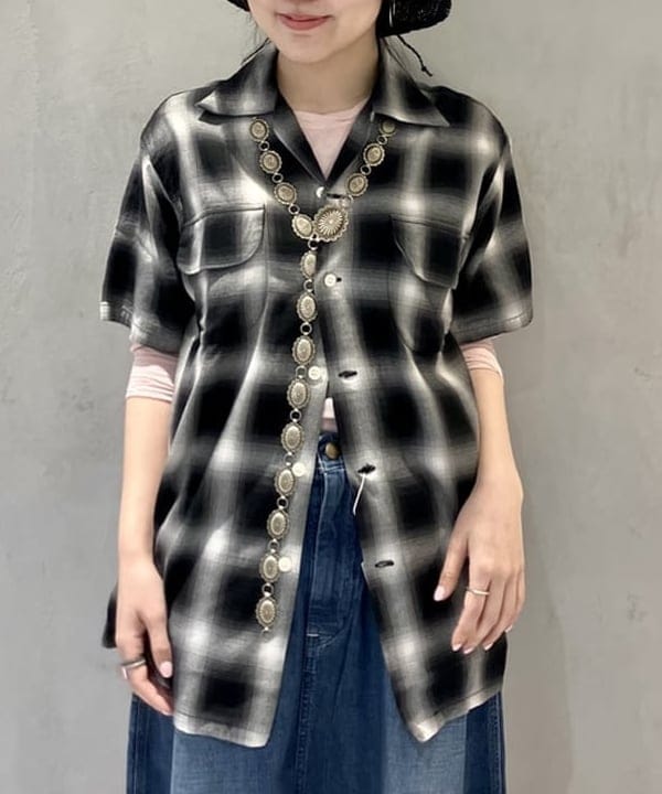 小原 もこさんの「BEAMS WOMEN｜マドラス チェック ブルゾン」を使ったコーディネート