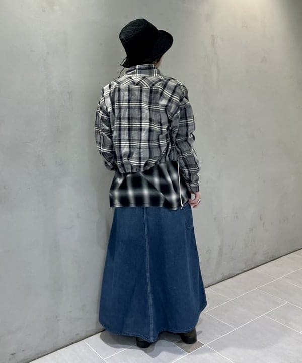 小原 もこさんの「BEAMS WOMEN｜マドラス チェック ブルゾン」を使ったコーディネート