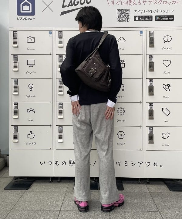 マツミヤさんの「BEAMS WOMEN｜adidas / アディカラー クラシックス スリーストライプス ロングスリーブ Tシャツ」を使ったコーディネート