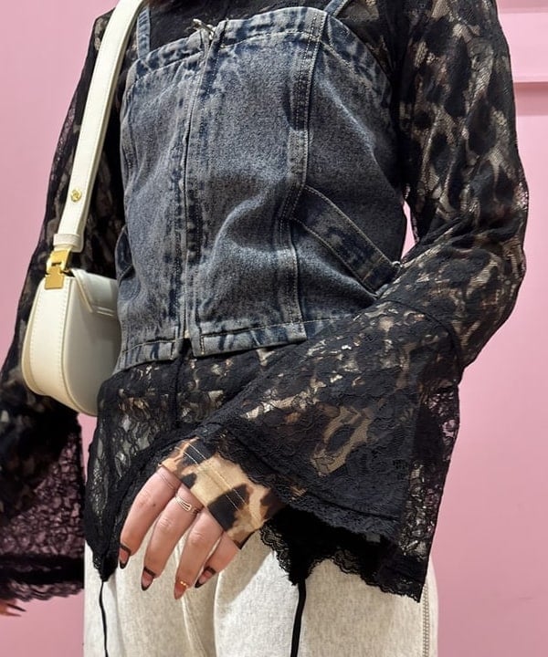 ケミオさんの「BEAMS WOMEN｜【別注】Champion / リバースウィーブ(R) ロング パンツ」を使ったコーディネート