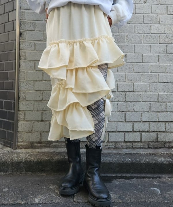 saori KATOさんの「BEAMS WOMEN｜レース アップ ミニ バッグ」を使ったコーディネート