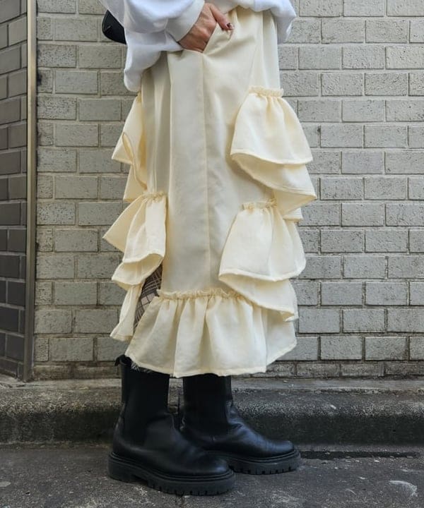 saori KATOさんの「BEAMS WOMEN｜レース アップ ミニ バッグ」を使ったコーディネート