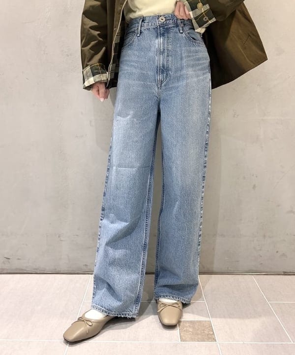 ヒライさんの「BEAMS WOMEN｜【別注】Barbour / TRANSPORT ジャケット」を使ったコーディネート