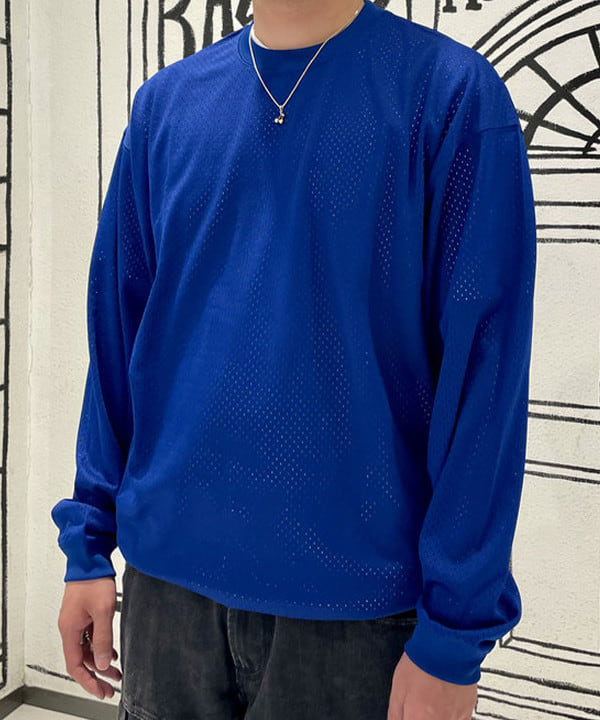 佐藤 優さんの「BEAMS WOMEN｜【別注】Champion / メッシュ ロングスリーブ Tシャツ」を使ったコーディネート
