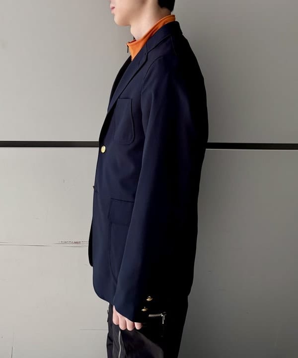 うえきんぐさんの「コンバット ウール 3ボタン ブレザー」を使ったコーディネート