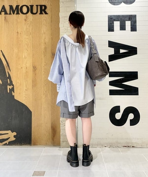 カタヤマ アヤさんの「BEAMS WOMEN｜1タック ワイド ハーフパンツ」を使ったコーディネート