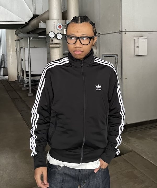 NADEL ナデールさんの「BEAMS WOMEN｜adidas / アディカラー クラシックス ファイヤーバード トラックトップ」を使ったコーディネート