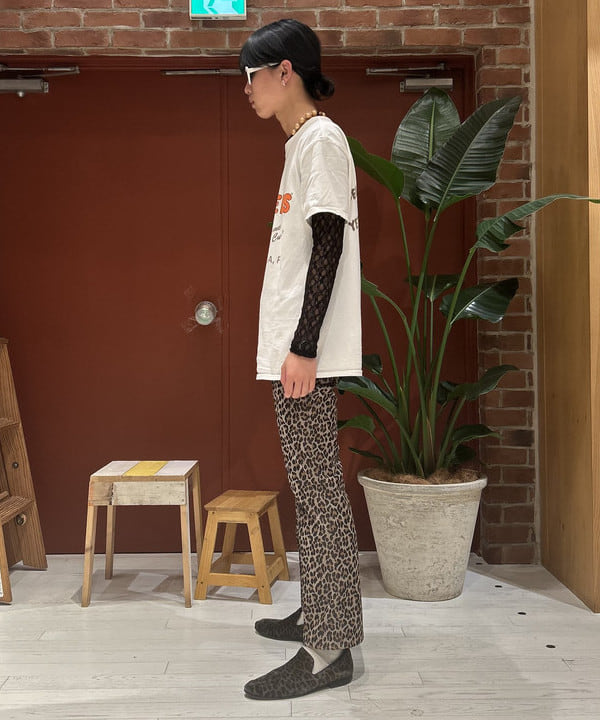 shimaさんの「BEAMS WOMEN｜ストレッチレース クルーネック Tシャツ」を使ったコーディネート