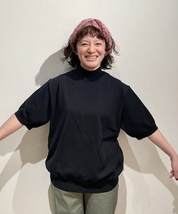 IZUMI MAYUMIさんの「BEAMS WOMEN｜AK+1 / ハイツイスト ニット」を使ったコーディネート