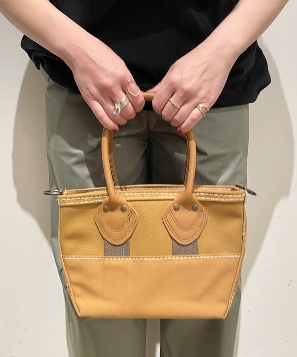 IZUMI MAYUMIさんの「BEAMS WOMEN｜AK+1 / ハイツイスト ニット」を使ったコーディネート