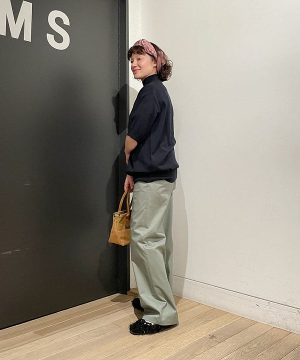 IZUMI MAYUMIさんの「BEAMS WOMEN｜AK+1 / ハイツイスト ニット」を使ったコーディネート