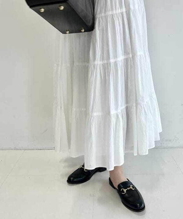 中丸　栞さんの「BEAMS WOMEN｜【別注】MARIHA / ミューズ ソリッド ワンピース」を使ったコーディネート