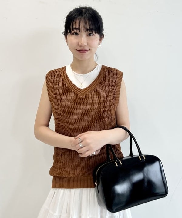 中丸　栞さんの「BEAMS WOMEN｜【別注】MARIHA / ミューズ ソリッド ワンピース」を使ったコーディネート