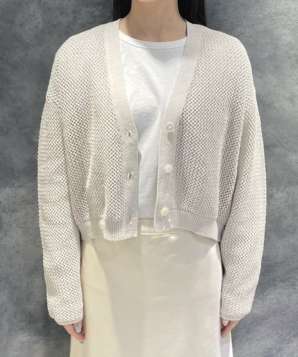 高木 菜央さんの「BEAMS WOMEN｜【別注】ATON / DRY COTTON JERSEY ロングスリーブ Tシャツ」を使ったコーディネート