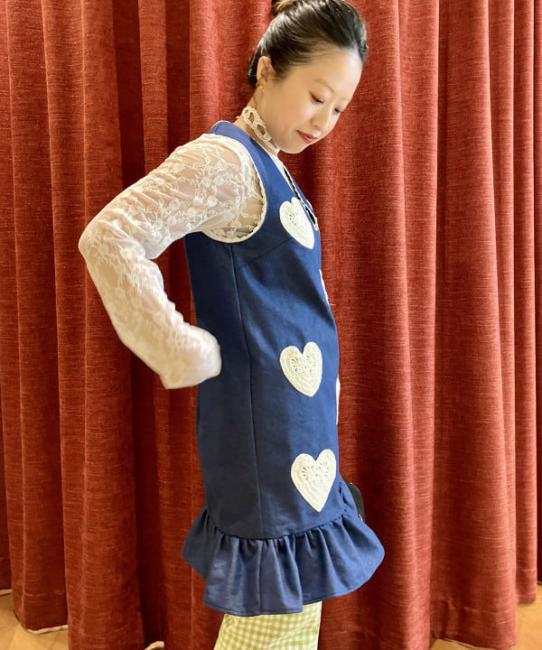吉田　真実さんの「レース キリカエ ロングスリーブ Tシャツ」を使ったコーディネート