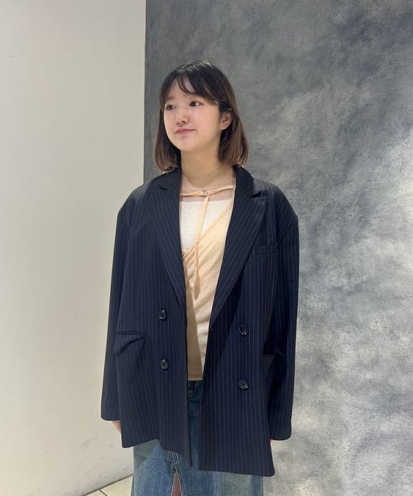 仙田 こころさんの「BEAMS WOMEN｜4ボタン ダブル オーバーサイズ ジャケット」を使ったコーディネート
