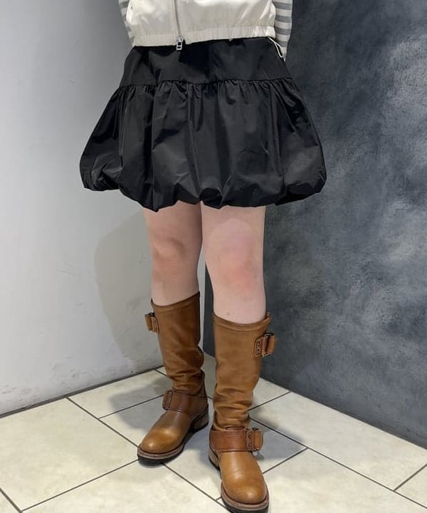 星野 真依さんの「BEAMS WOMEN｜タフタ バルーン ミニ ワンピース」を使ったコーディネート