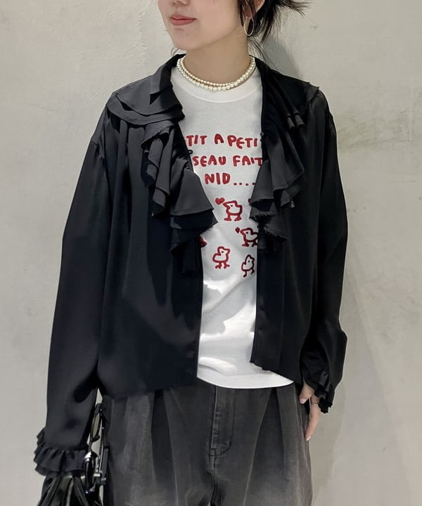 小原 もこさんの「BEAMS WOMEN｜スクエア ボストンバッグ」を使ったコーディネート