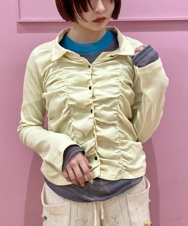 水野 萌香さんの「BEAMS WOMEN｜リブ シャーリング シャツ」を使ったコーディネート