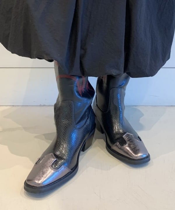れいなさんの「BEAMS WOMEN｜Nylon Flexible バッグ」を使ったコーディネート
