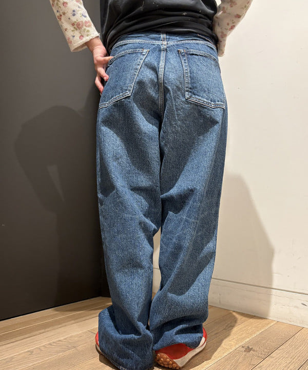 キムさんの「BEAMS WOMEN｜【別注】orSlow / ワイド フィット デニム パンツ」を使ったコーディネート
