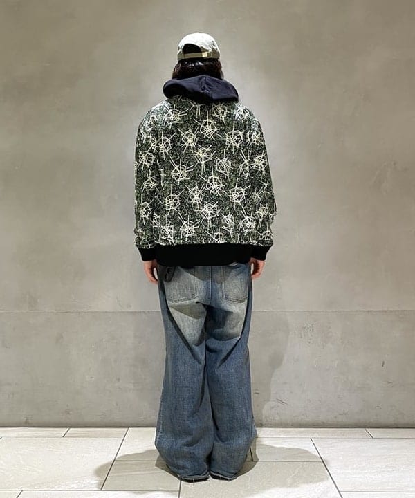 植木 竜也さんの「BEAMS WOMEN｜Sports Blouson Jacquard Mapping Print」を使ったコーディネート