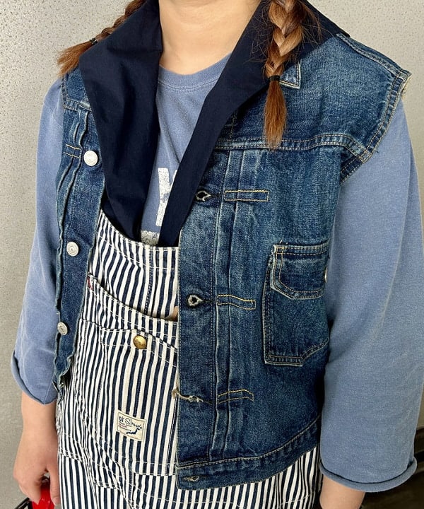 Kyooka Sayakaさんの「BEAMS WOMEN｜【別注】orSlow / デニム カットオフ ベスト」を使ったコーディネート
