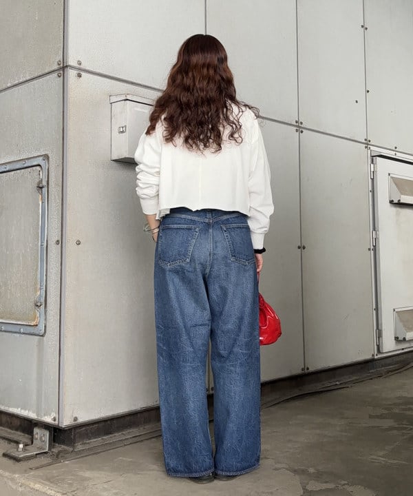 チナツさんの「BEAMS WOMEN｜カットオフ Vネック カーディガン」を使ったコーディネート