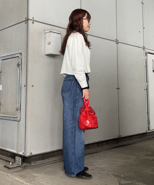 チナツさんの「BEAMS WOMEN｜カットオフ Vネック カーディガン」を使ったコーディネート