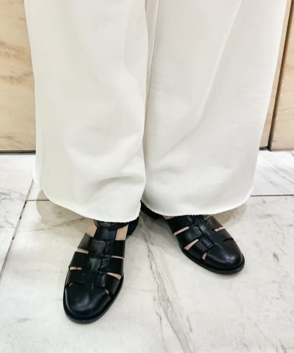 AONO SHIKAMAさんの「BEAMS WOMEN｜【別注】SLOANE / 裏毛 半袖 スウェット」を使ったコーディネート