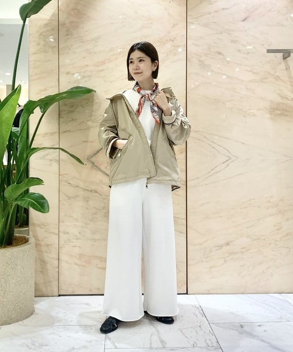 AONO SHIKAMAさんの「BEAMS WOMEN｜【別注】SLOANE / 裏毛 半袖 スウェット」を使ったコーディネート