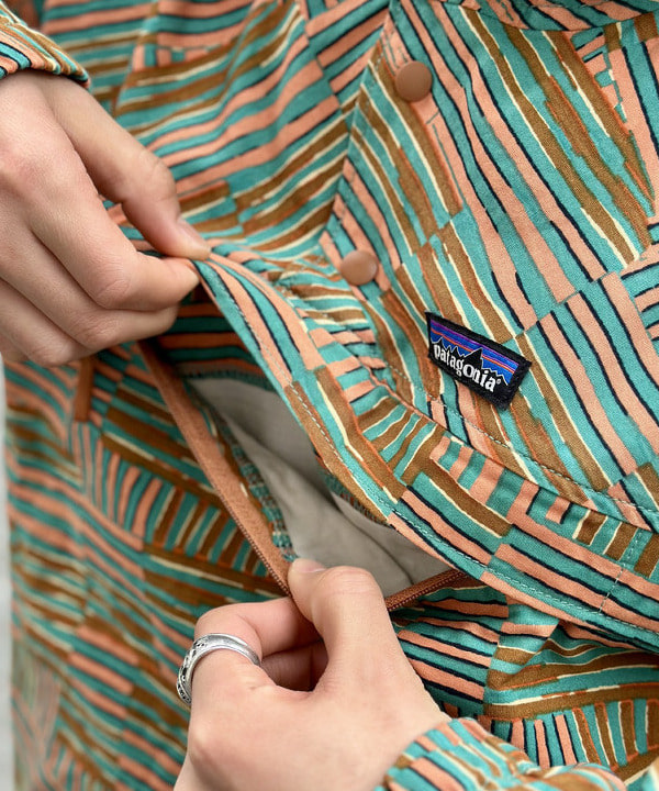 Kellyさんの「BEAMS WOMEN｜クレイジー 5ポケット パンツ」を使ったコーディネート