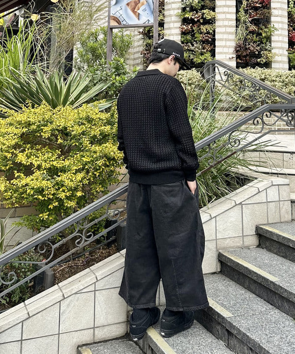 吉田 洸輝さんの「BEAMS WOMEN｜クウォーターレングス デニム ウェビングパンツ」を使ったコーディネート