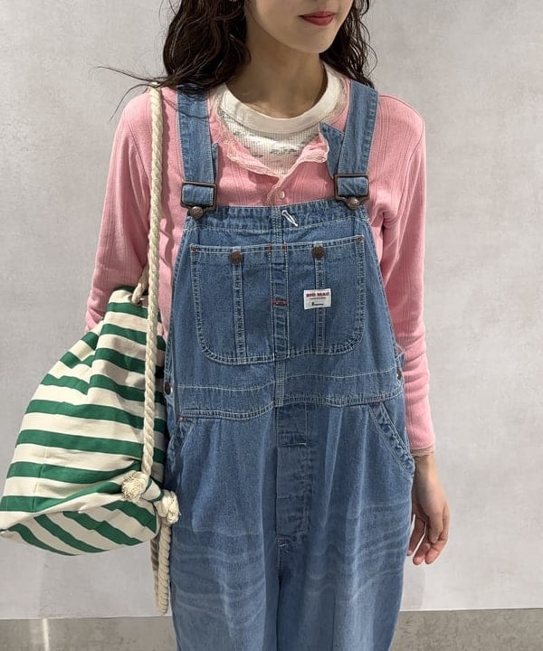 み　う　ちさんの「BEAMS WOMEN｜【別注】BIGMAC / デニム オーバーオール 25SS」を使ったコーディネート