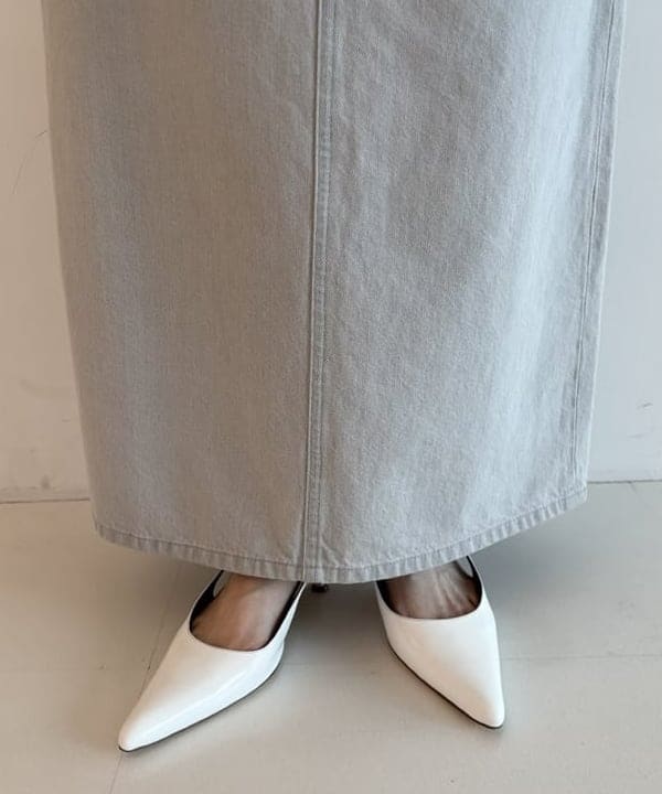 makita mikaさんの「BEAMS WOMEN｜エディター坪田あさみ × woadblue × Demi-Luxe BEAMS / 別注 サイドスリット スカート」を使ったコーディネート