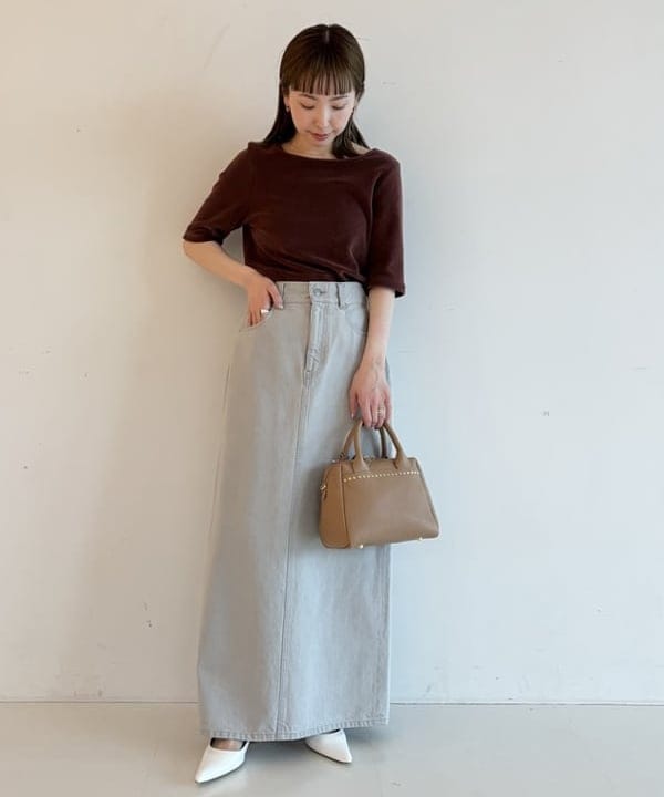 makita mikaさんの「BEAMS WOMEN｜エディター坪田あさみ × woadblue × Demi-Luxe BEAMS / 別注 サイドスリット スカート」を使ったコーディネート