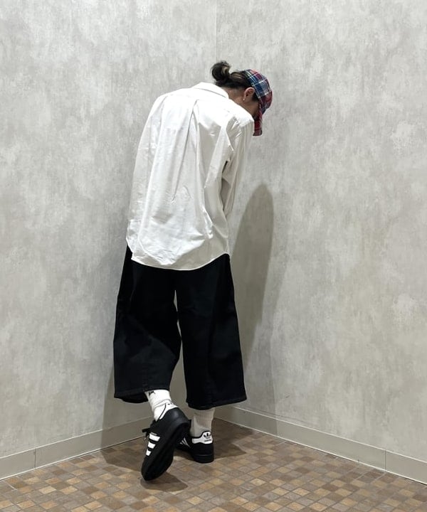 菊田 悠さんの「BEAMS WOMEN｜【別注】DANTON / COOLMAX（R） オックスフォード シャツ」を使ったコーディネート
