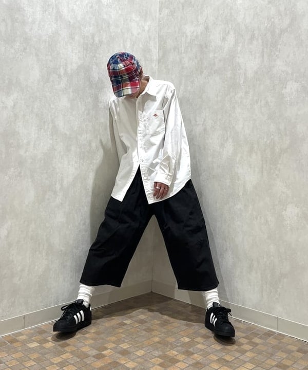 菊田 悠さんの「BEAMS WOMEN｜【別注】DANTON / COOLMAX（R） オックスフォード シャツ」を使ったコーディネート