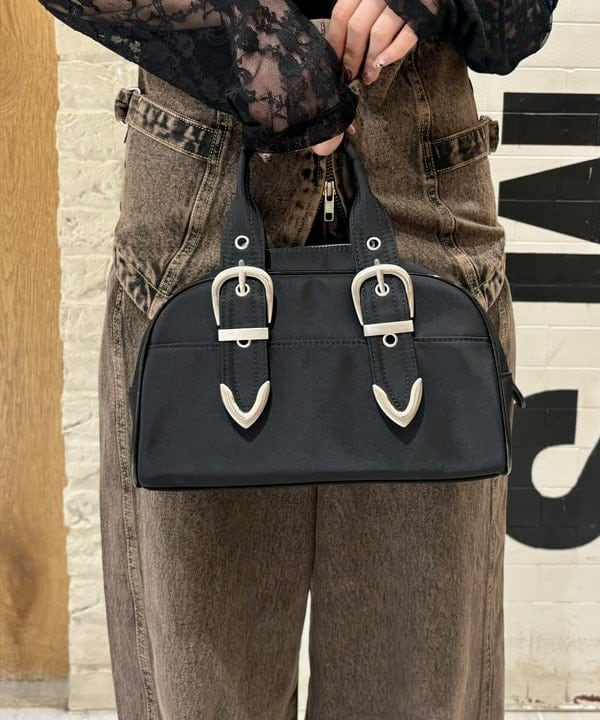 ヒカリさんの「BEAMS WOMEN｜オーバーダイ デニム パンツ」を使ったコーディネート