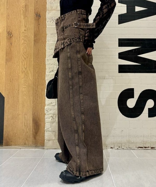 ヒカリさんの「BEAMS WOMEN｜オーバーダイ デニム パンツ」を使ったコーディネート