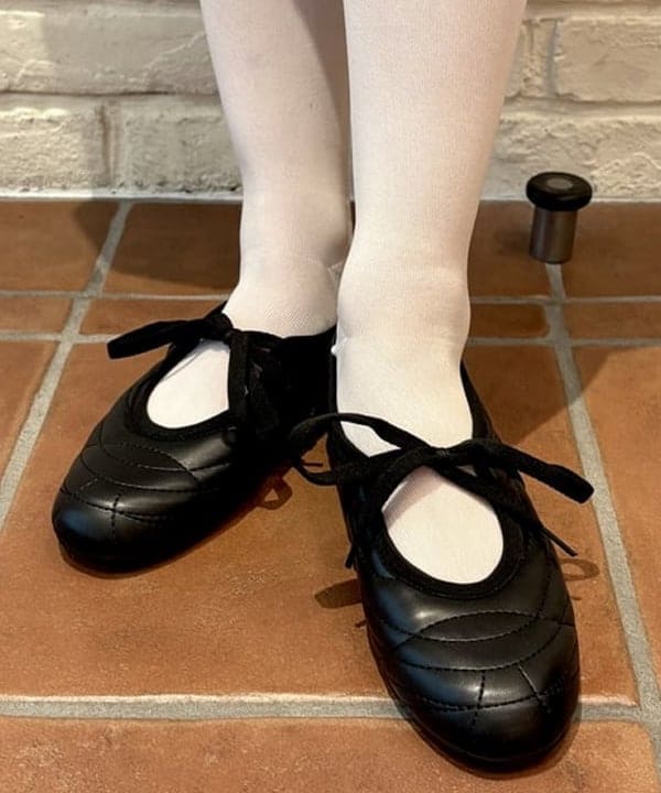 はっとりさんの「BEAMS WOMEN｜タフタ バルーン ミニ ワンピース」を使ったコーディネート