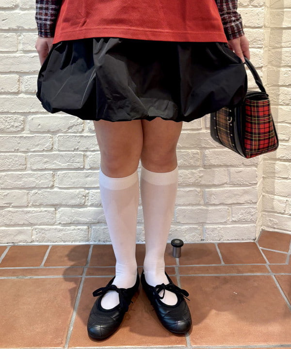 はっとりさんの「BEAMS WOMEN｜タフタ バルーン ミニ ワンピース」を使ったコーディネート